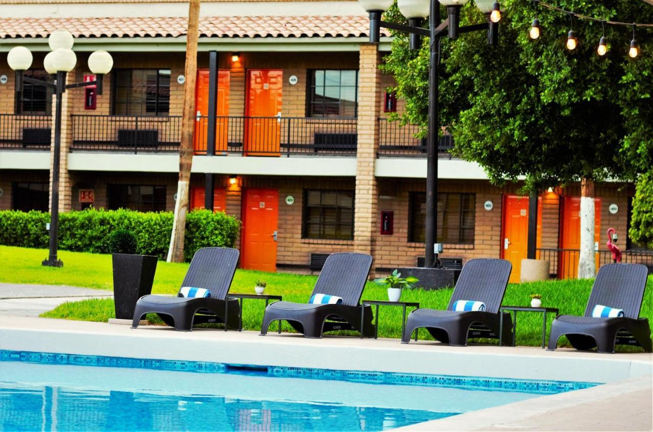 Hotel Colonial Мехикали Экстерьер фото