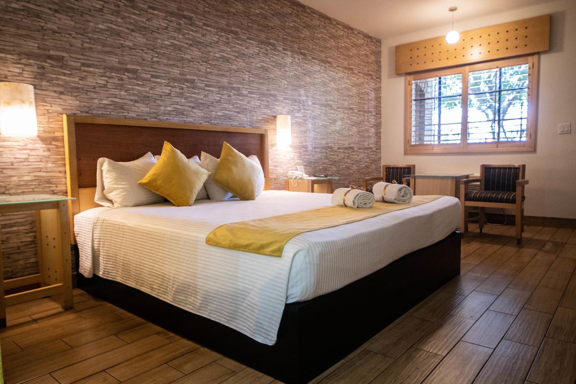 Hotel Colonial Мехикали Экстерьер фото