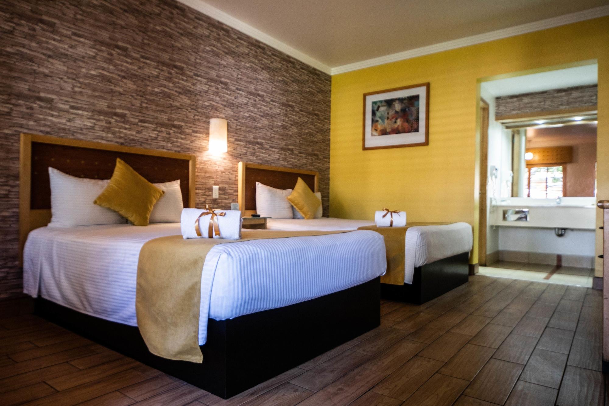 Hotel Colonial Мехикали Экстерьер фото