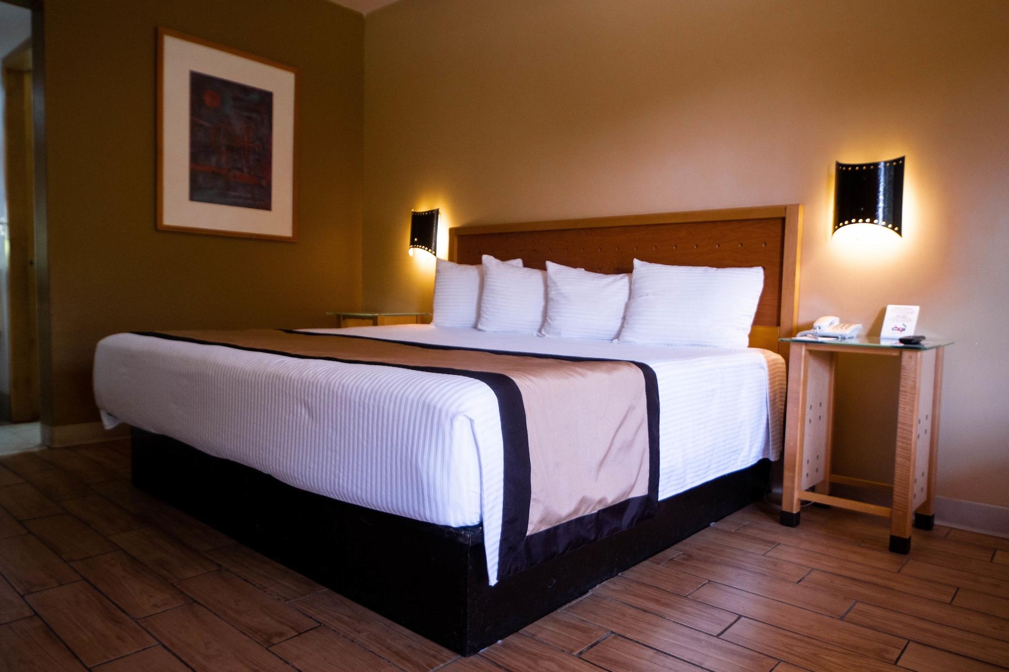 Hotel Colonial Мехикали Экстерьер фото